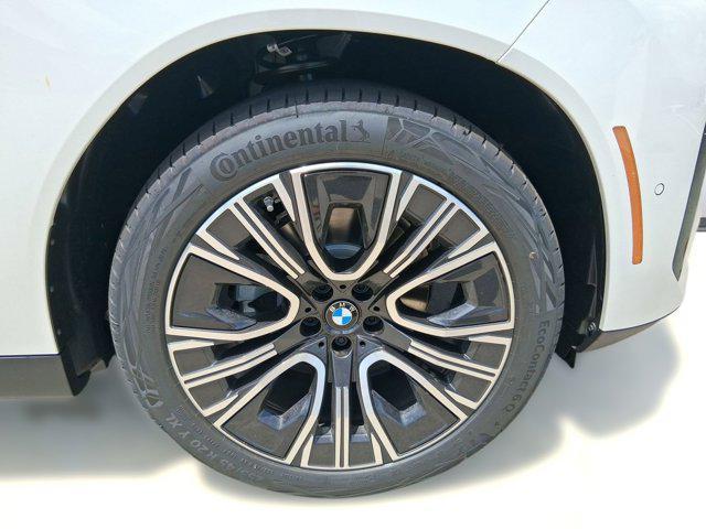 Photo of 2025 Mineral White Metallic BMW X3