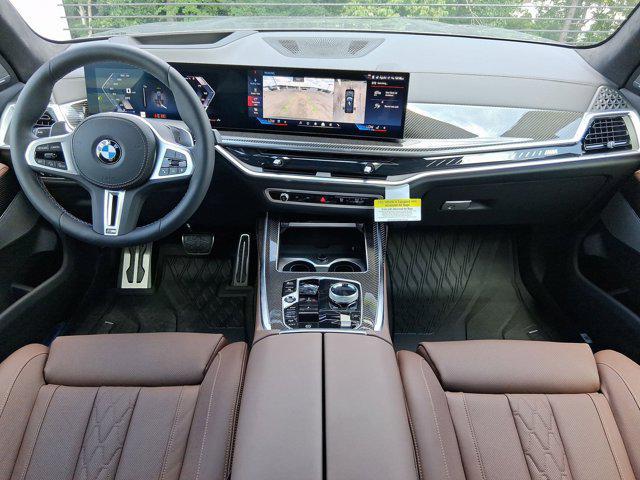 Photo of 2026 Skyscraper Grey Metallic BMW X7