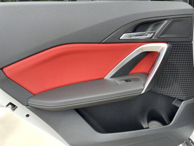 Photo of 2025 Mineral White Metallic BMW X1