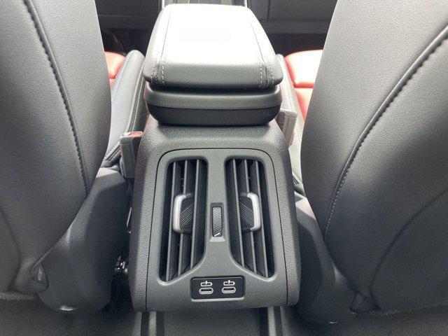 Photo of 2025 Mineral White Metallic BMW X1