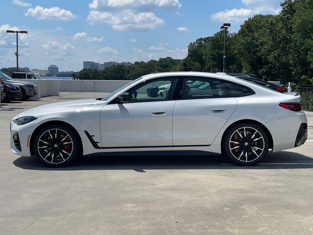 Photo of 2025 Mineral White Metallic BMW M440