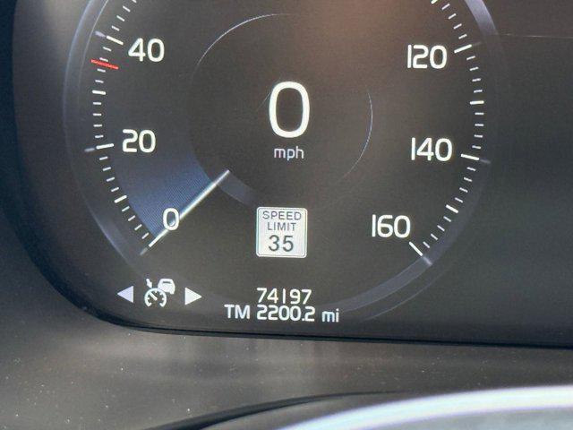Photo of 2021 Osmium Grey Metallic Volvo XC60 Recharge Plug-In Hybrid