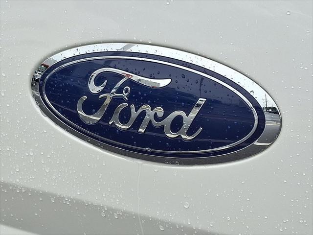 Photo of 2019 White Platinum Clearcoat Metallic Ford F-150