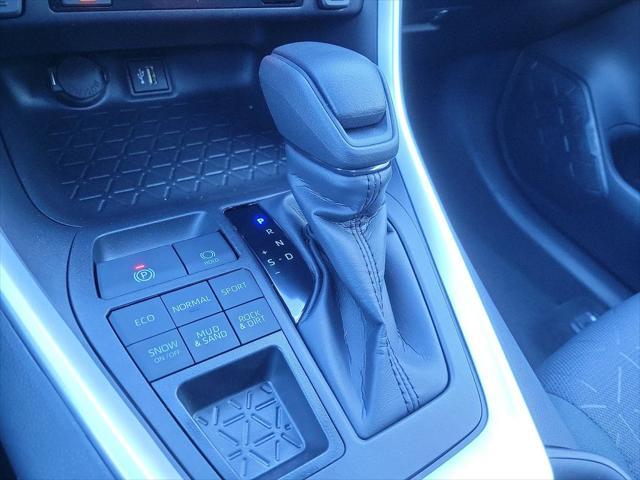 Photo of 2024 Midnight Black Metallic Toyota RAV4