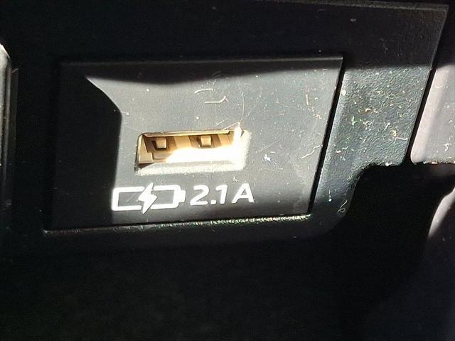 Photo of 2022 Pearl Toyota Corolla Cross
