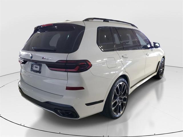 Photo of 2026 Alpine White BMW X7