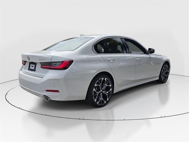 Photo of 2025 Alpine White BMW 330