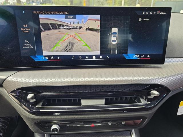 Photo of 2025 Alpine White BMW 330