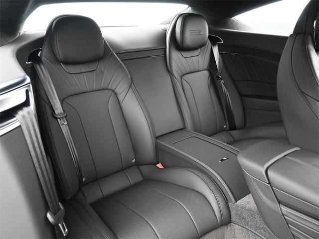 Photo of 2024 White Bentley Continental GT