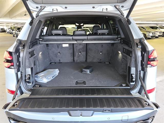 Photo of 2026 Brooklyn Gray Metallic BMW X5