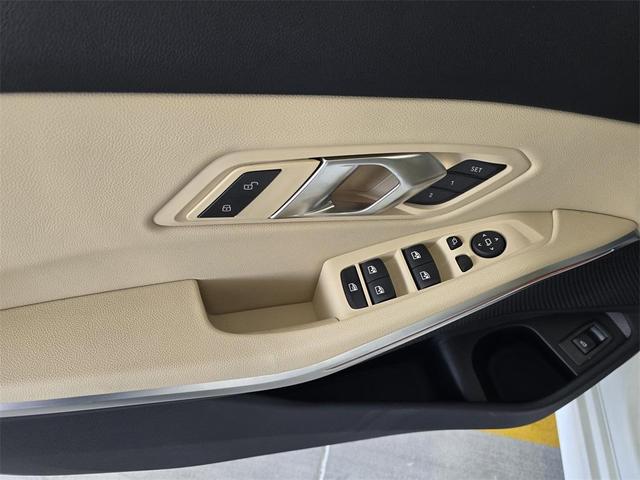 Photo of 2025 Jet Black BMW 330