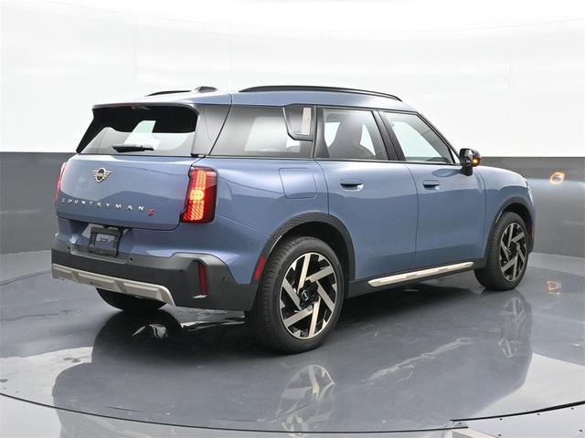 Photo of 2025 Slate Blue Metallic MINI Countryman