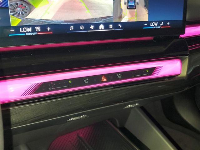 Photo of 2024 Carbon Black Metallic BMW i5
