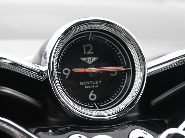 Photo of 2024 Beluga Black Bentley Bentayga Hybrid