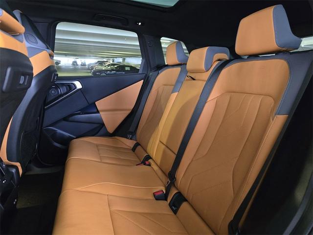 Photo of 2025 Alpine White BMW X3
