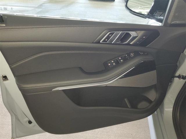 Photo of 2026 Brooklyn Gray Metallic BMW X5