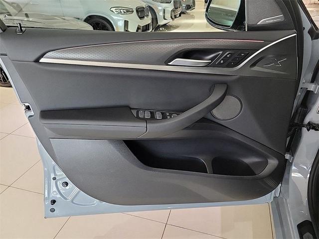 Photo of 2024 Brooklyn Gray Metallic BMW X3