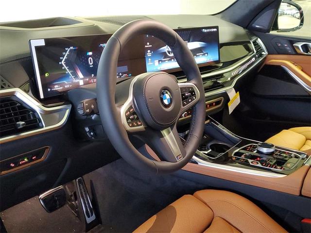 Photo of 2026 Tanzanite Blue II Metallic BMW X7