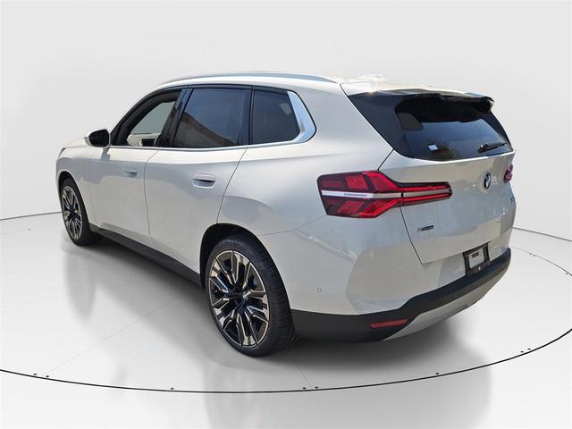 Photo of 2025 Mineral White Metallic BMW X3