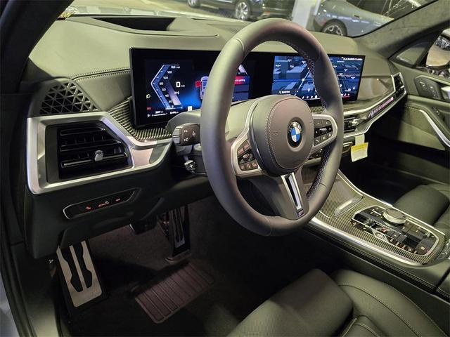 Photo of 2026 Alpine White BMW X7