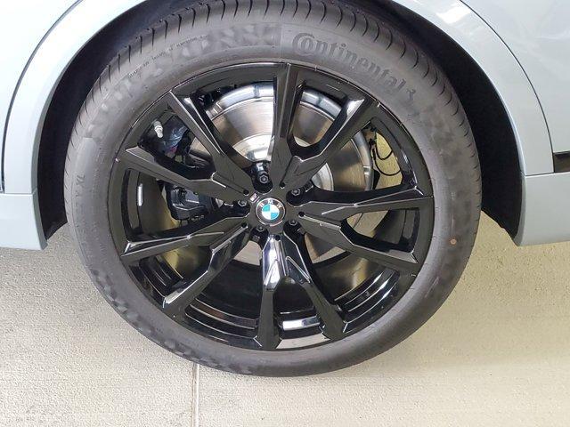 Photo of 2026 Brooklyn Gray Metallic BMW X7