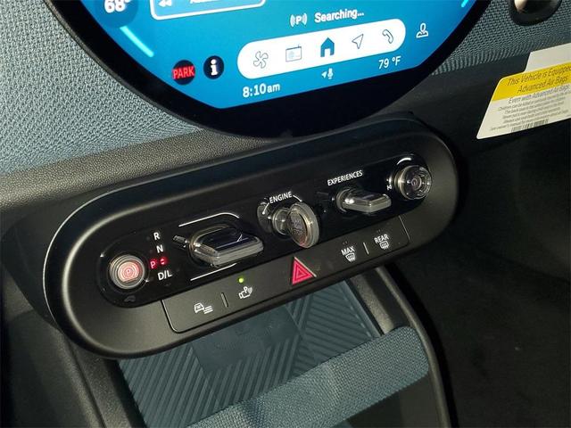 Photo of 2026 White Metallic MINI Countryman