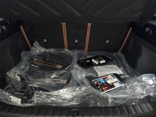 Photo of 2026 White Metallic MINI Countryman