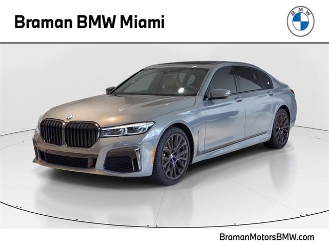 2022 BMW 740