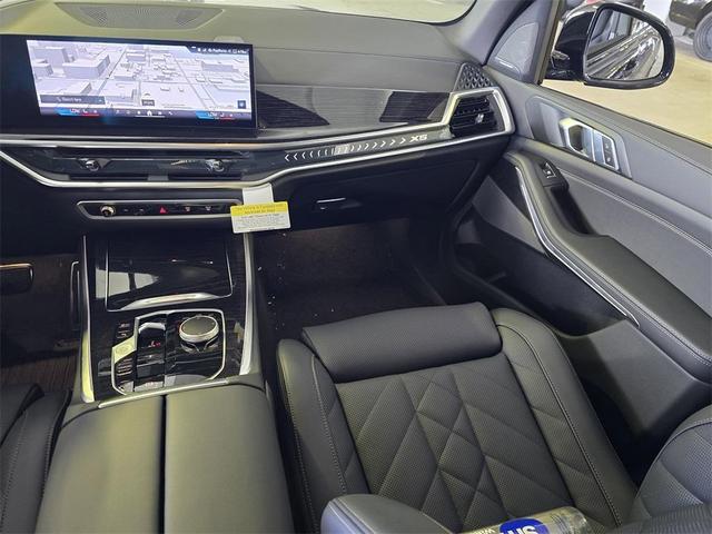 Photo of 2026 Carbon Black Metallic BMW X5