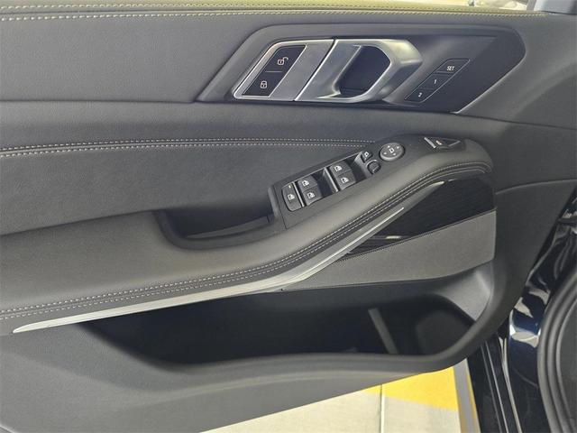 Photo of 2026 Carbon Black Metallic BMW X5