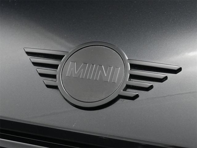 Photo of 2024 Midnight Black MINI Countryman