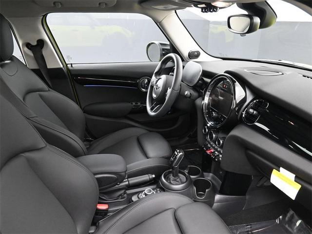 Photo of 2023 Yellow MINI Hardtop