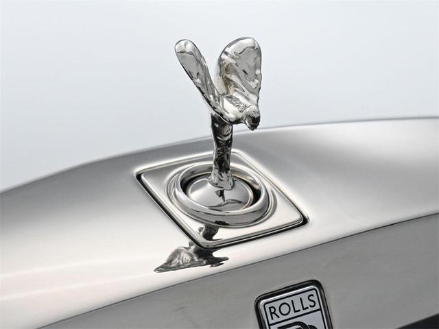 Photo of 2023 Arctic White Rolls-Royce Phantom