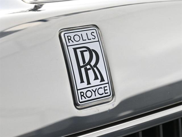 Photo of 2023 Arctic White Rolls-Royce Phantom