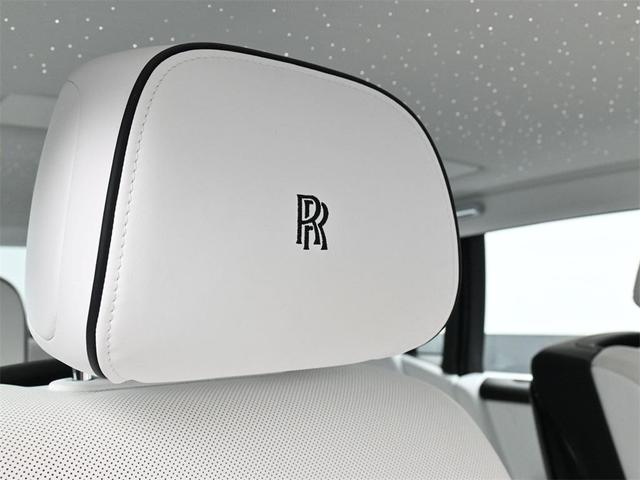 Photo of 2023 Arctic White Rolls-Royce Phantom