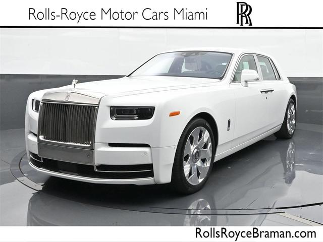 Photo of 2023 Arctic White Rolls-Royce Phantom
