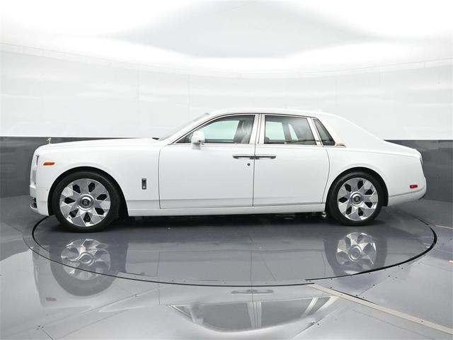 Photo of 2023 Arctic White Rolls-Royce Phantom