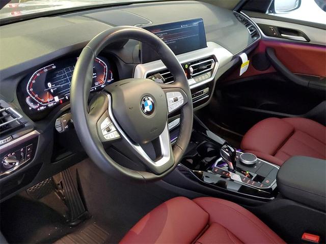 Photo of 2024 Skyscraper Gray Metallic BMW X3