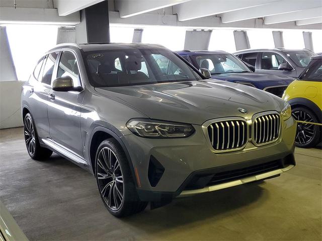 Photo of 2024 Skyscraper Gray Metallic BMW X3