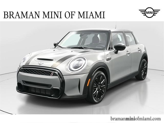 2023 MINI Hardtop