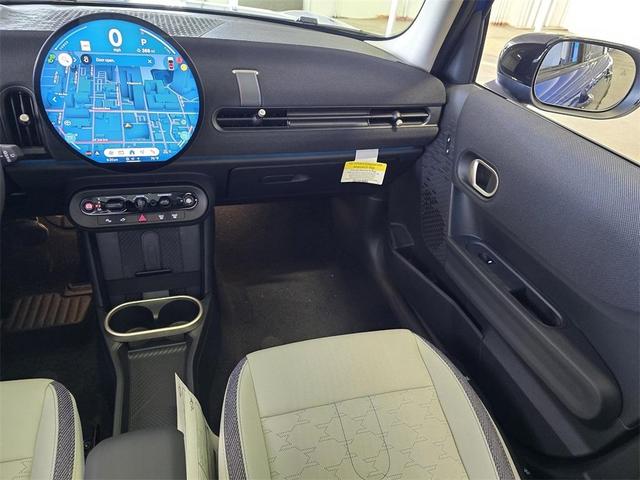 Photo of 2025 Blue Metallic MINI Hardtop