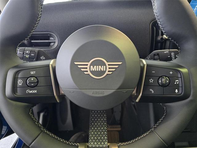 Photo of 2025 Blue Metallic MINI Hardtop