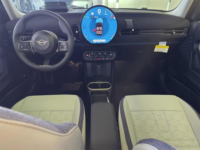 Photo of 2025 Blue Metallic MINI Hardtop
