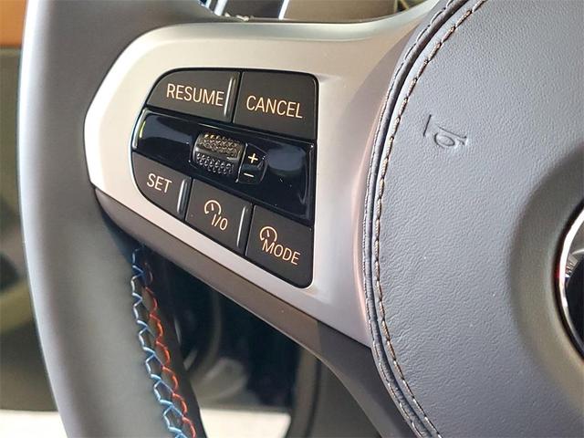 Photo of 2026 Carbon Black Metallic BMW X7