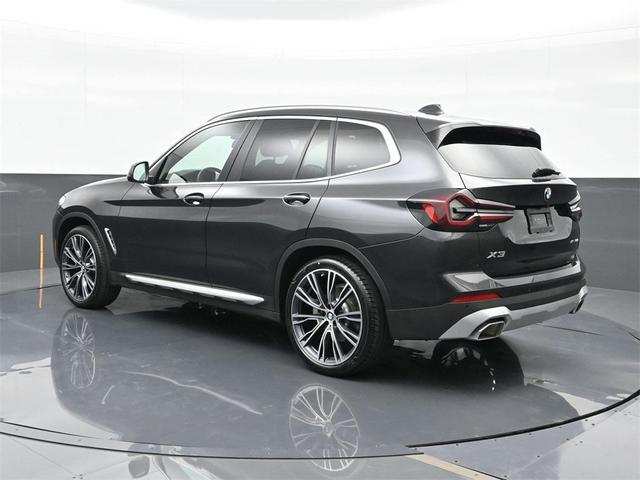 Photo of 2024 Dark Graphite Metallic BMW X3