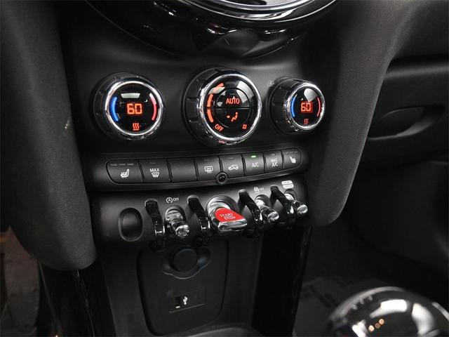 Photo of 2023 Chili Pepper Red MINI Hardtop