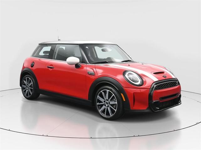 Photo of 2023 Chili Pepper Red MINI Hardtop