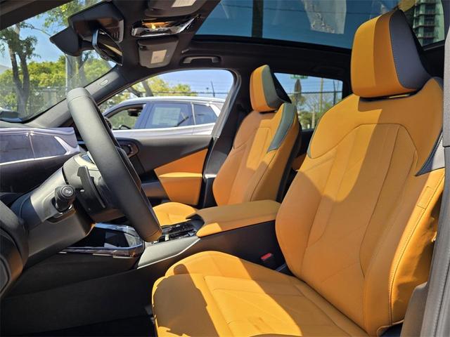Photo of 2025 Black Sapphire Metallic BMW X3
