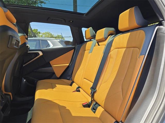 Photo of 2025 Black Sapphire Metallic BMW X3