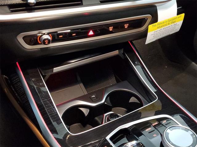 Photo of 2026 Black Sapphire Metallic BMW X7
